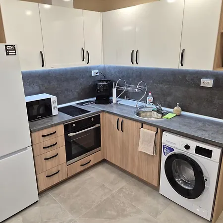 The Garden Apartman *